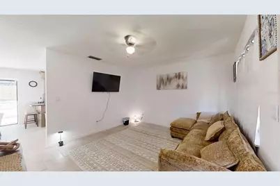 3740 NE 5th Street, Ocala, FL 34470 - Photo 3