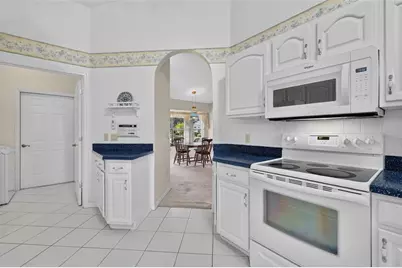 811 Miranda Way, The Villages, FL 32159 - Photo 11