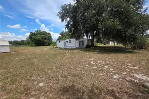 33508 Linda Dr, Leesburg, FL 34788 - Photo 17