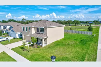 7601 Rosewood Garden Loop, Tampa, FL 33637 - Photo 3