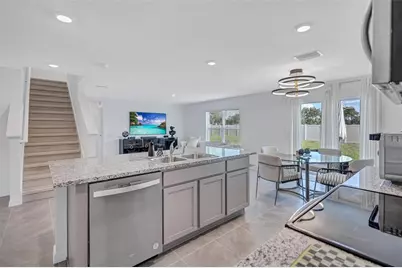 7601 Rosewood Garden Loop, Tampa, FL 33637 - Photo 17
