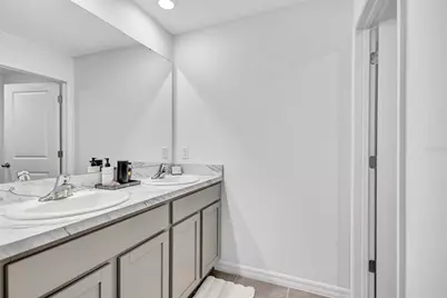 7601 Rosewood Garden Loop, Tampa, FL 33637 - Photo 45