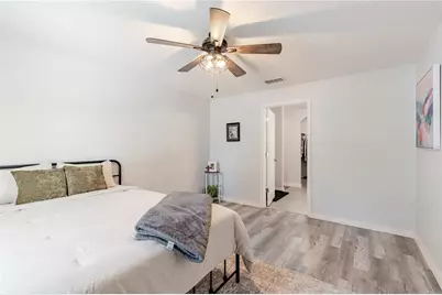 2491 Bracknell Forest Trail, Tavares, FL 32778 - Photo 17