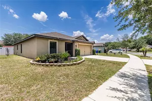 2491 Bracknell Forest Trail, Tavares, FL 32778 - Photo 3