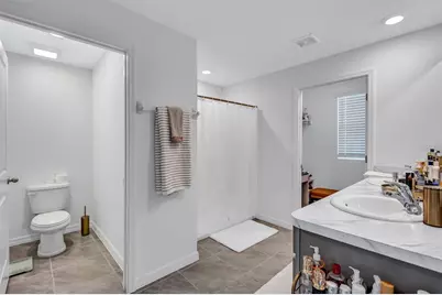 7601 Rosewood Garden Loop, Tampa, FL 33637 - Photo 31