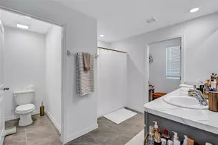 7601 Rosewood Garden Loop, Tampa, FL 33637 - Photo 31
