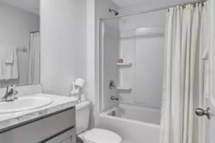 7601 Rosewood Garden Loop, Tampa, FL 33637 - Photo 41