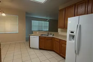 4916 Cape Hatteras Dr, Clermont, FL 34714 - Photo 9