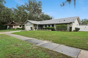 4902 Briar Oaks Cir, Orlando, FL 32808 - Photo 3