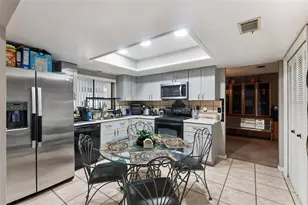 4902 Briar Oaks Cir, Orlando, FL 32808 - Photo 17