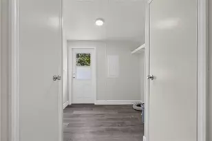 225 Skyline Dr, Lady Lake, FL 32159 - Photo 21