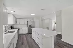 225 Skyline Dr, Lady Lake, FL 32159 - Photo 5