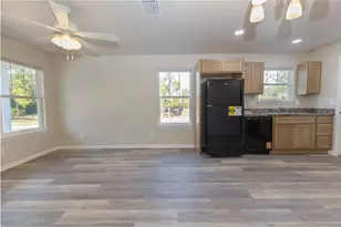 1342 Cottage Cir, Tavares, FL 32778 - Photo 5