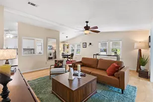 1726 Hilton Head Blvd, Lady Lake, FL 32159 - Photo 9