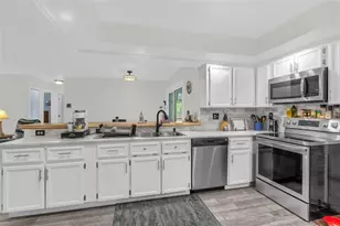 5202 Sydney Rd, Fruitland Park, FL 34731 - Photo 17