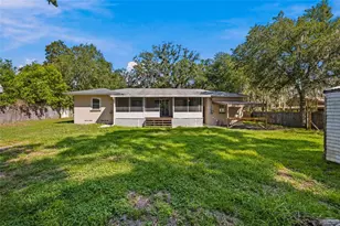 5762 S Agnew Rd, Belleview, FL 34420 - Photo 9