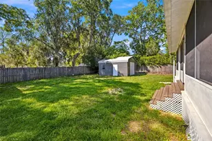5762 S Agnew Rd, Belleview, FL 34420 - Photo 7