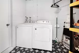 2910 Dade Ave, Orlando, FL 32804 - Photo 19