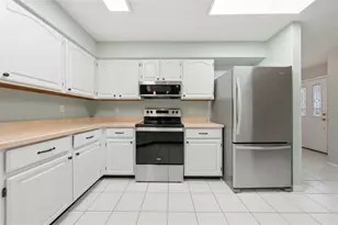 8928 Village Green Blvd, Clermont, FL 34711 - Photo 11
