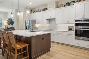 4008 Pinnacle Pl Ct, Lady Lake, FL 32159 - Photo 11
