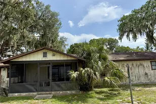 1082 Cr 457, Lake Panasoffkee, FL 33538 - Photo 3