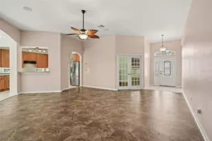 2852 Cape Horn Ct, Tavares, FL 32778 - Photo 5