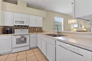 104 Club Villas Ln, Kissimmee, FL 34744 - Photo 11