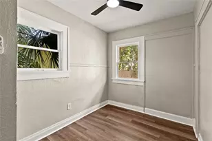 2329 7th St S, Saint Petersburg, FL 33714 - Photo 27