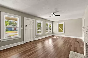 2329 7th St S, Saint Petersburg, FL 33714 - Photo 9
