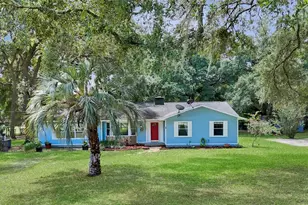 2800 SE 157th Lane Rd, Summerfield, FL 34491 - Photo 1