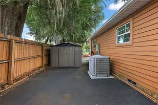 507 Lakeshore Dr, Eustis, FL 32726 - Photo 9