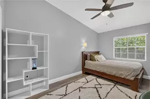 4063 Lake Mira Dr, Orlando, FL 32817 - Photo 17