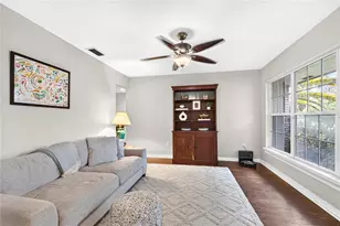 4063 Lake Mira Dr, Orlando, FL 32817 - Photo 11
