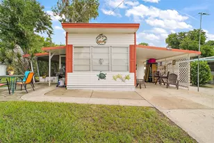 11723 Magnolia Ave, Tavares, FL 32778 - Photo 1