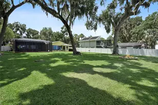 35040 Shady Oaks Ln, Fruitland Park, FL 34731 - Photo 41