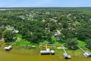 35040 Shady Oaks Ln, Fruitland Park, FL 34731 - Photo 7