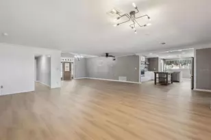 35040 Shady Oaks Ln, Fruitland Park, FL 34731 - Photo 11