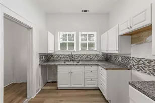 1921 NE 8th Rd, Ocala, FL 34470 - Photo 17