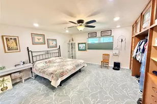 209 W Delaware St, Tavares, FL 32778 - Photo 21