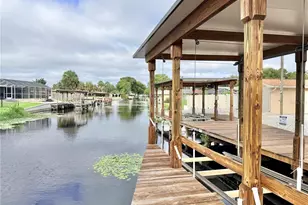 209 W Delaware St, Tavares, FL 32778 - Photo 3
