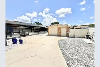 209 W Delaware Street, Tavares, FL 32778 - Photo 51
