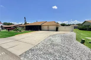 209 W Delaware St, Tavares, FL 32778 - Photo 13