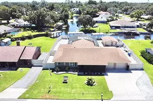 209 W Delaware St, Tavares, FL 32778 - Photo 1
