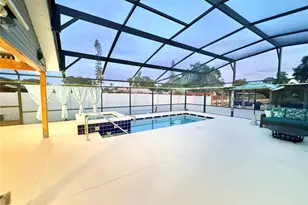 209 W Delaware St, Tavares, FL 32778 - Photo 9