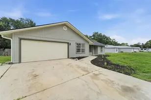 2509 Juniper Dr, Edgewater, FL 32141 - Photo 3