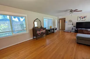 2469 Broadvue Ave, Eustis, FL 32726 - Photo 7
