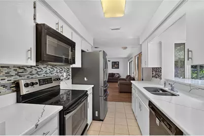 3303 Foxboro Court, Mount Dora, FL 32757 - Photo 11