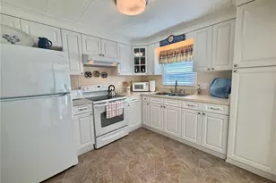 146 Hibiscus Way, Leesburg, FL 34748 - Photo 15