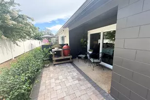 1628 Tropical Ct, Tavares, FL 32778 - Photo 17