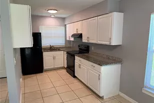 712 Parkwood Ave, Groveland, FL 34736 - Photo 7